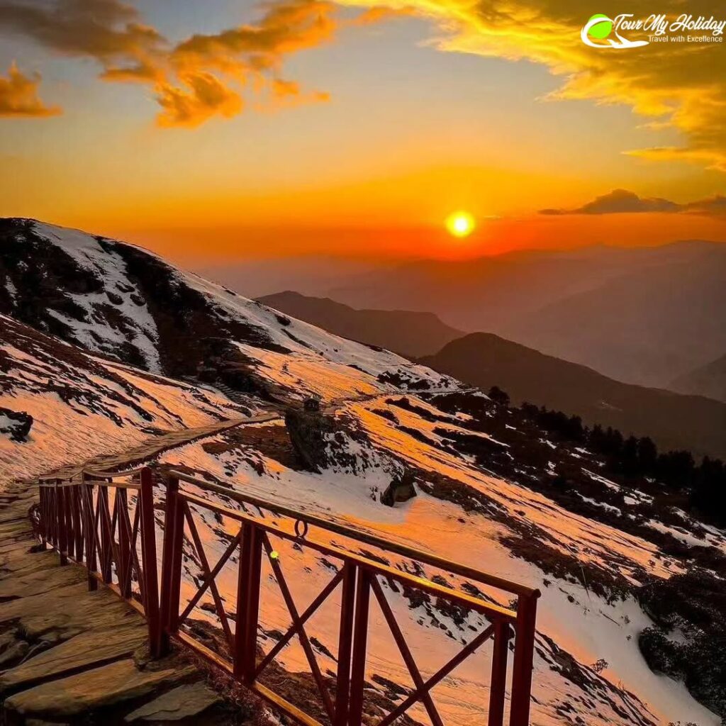 tungnath and chandrashila trek from delhi
