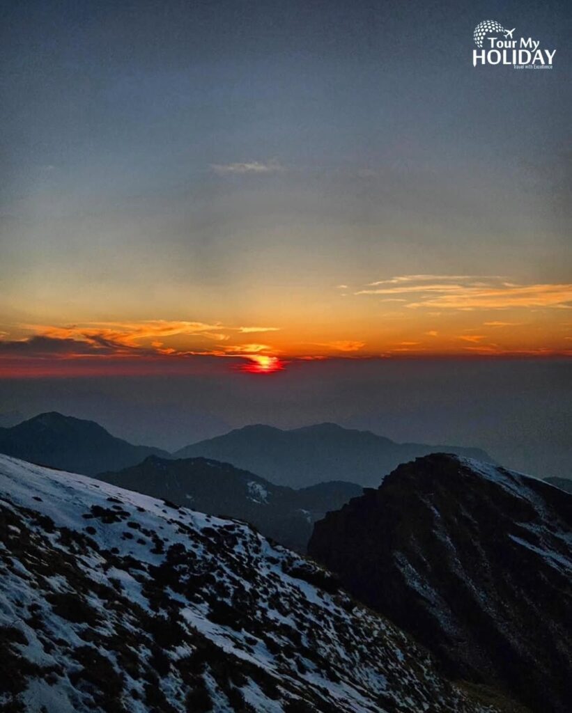 chandrashila summit trek 
